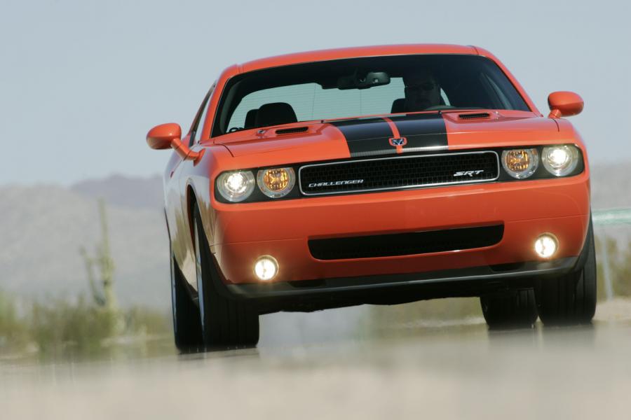  Dodge Challenger SRT8 2008 года  (фото 238 из 356)